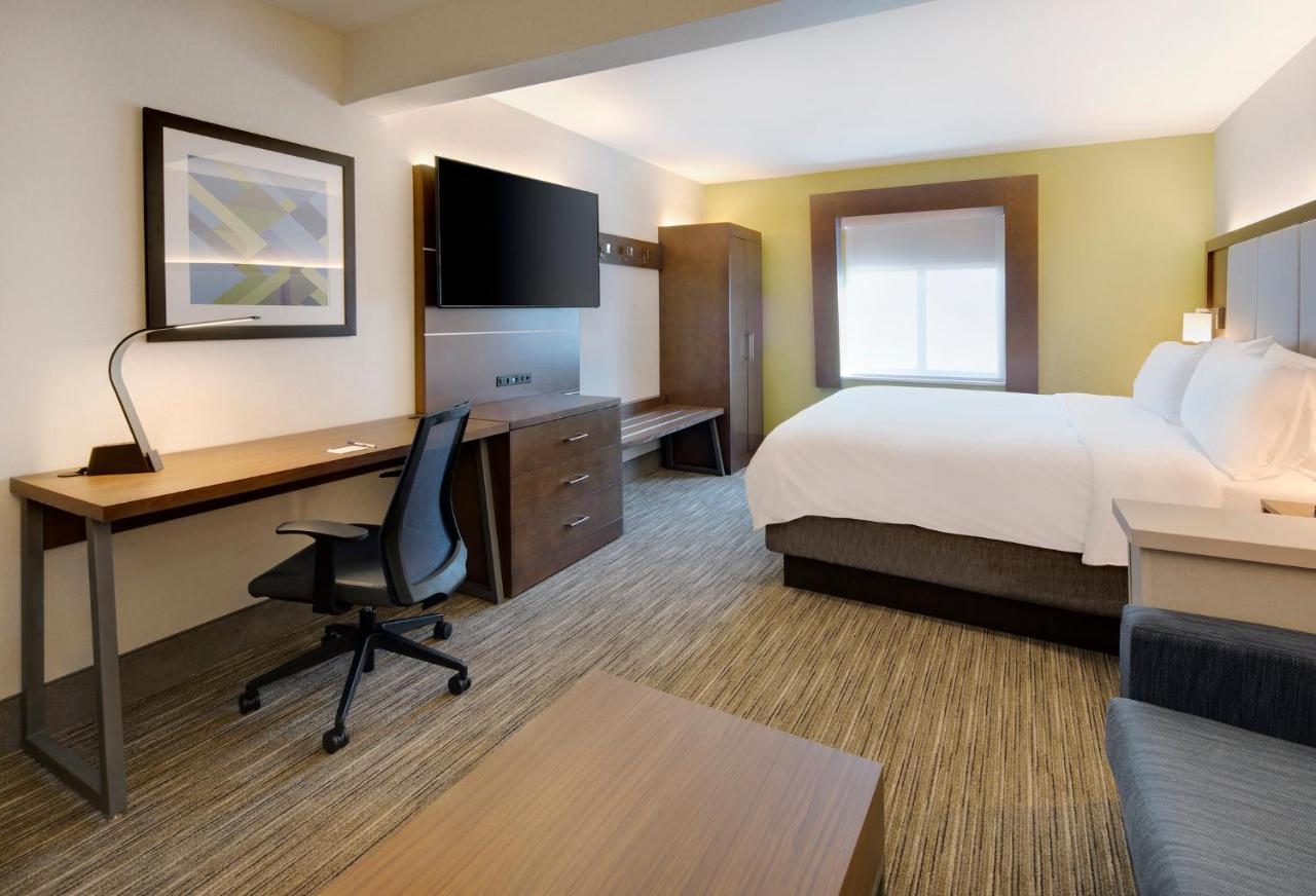 Holiday Inn Express & Suites Tilton By Ihg Esterno foto