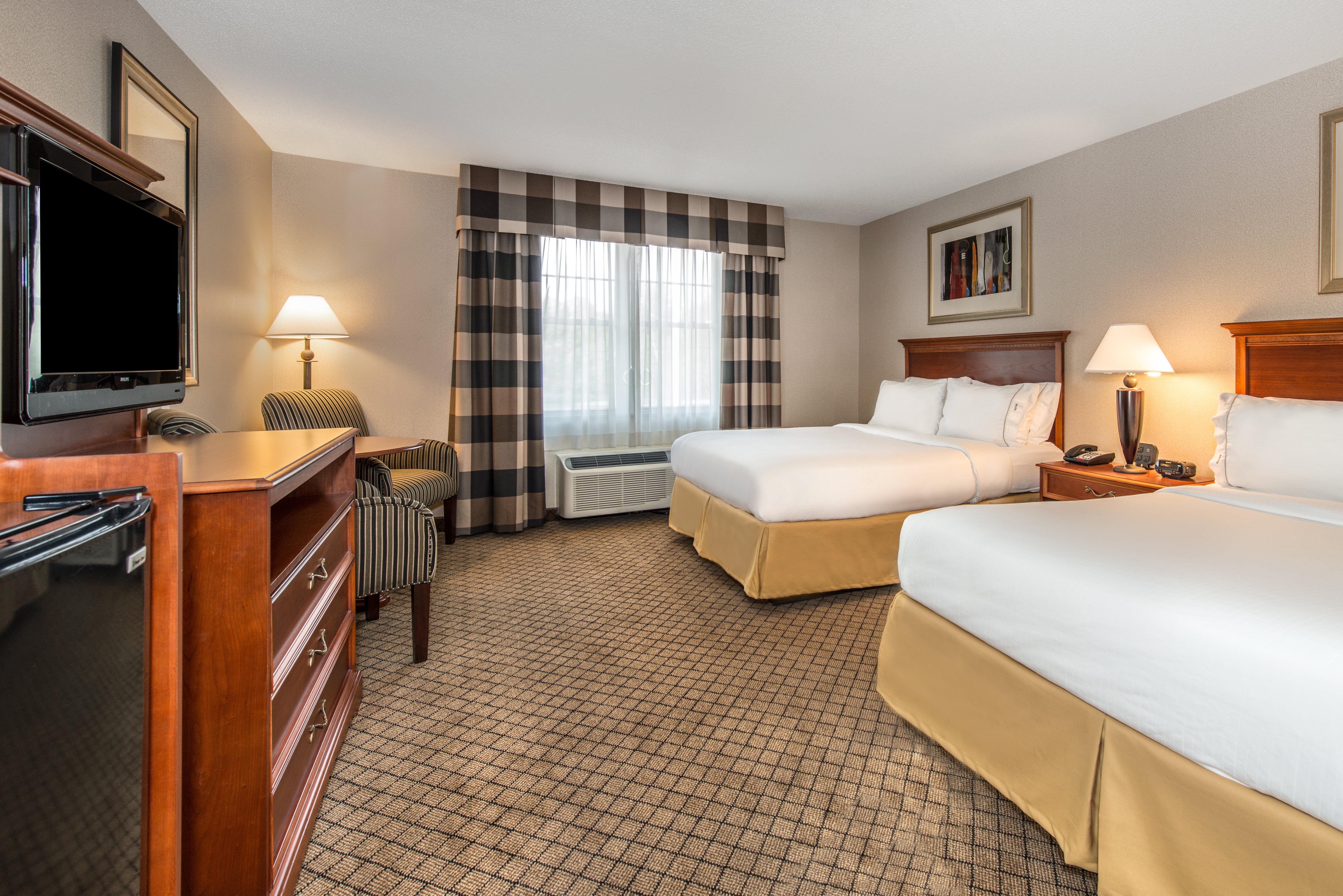 Holiday Inn Express & Suites Tilton By Ihg Esterno foto