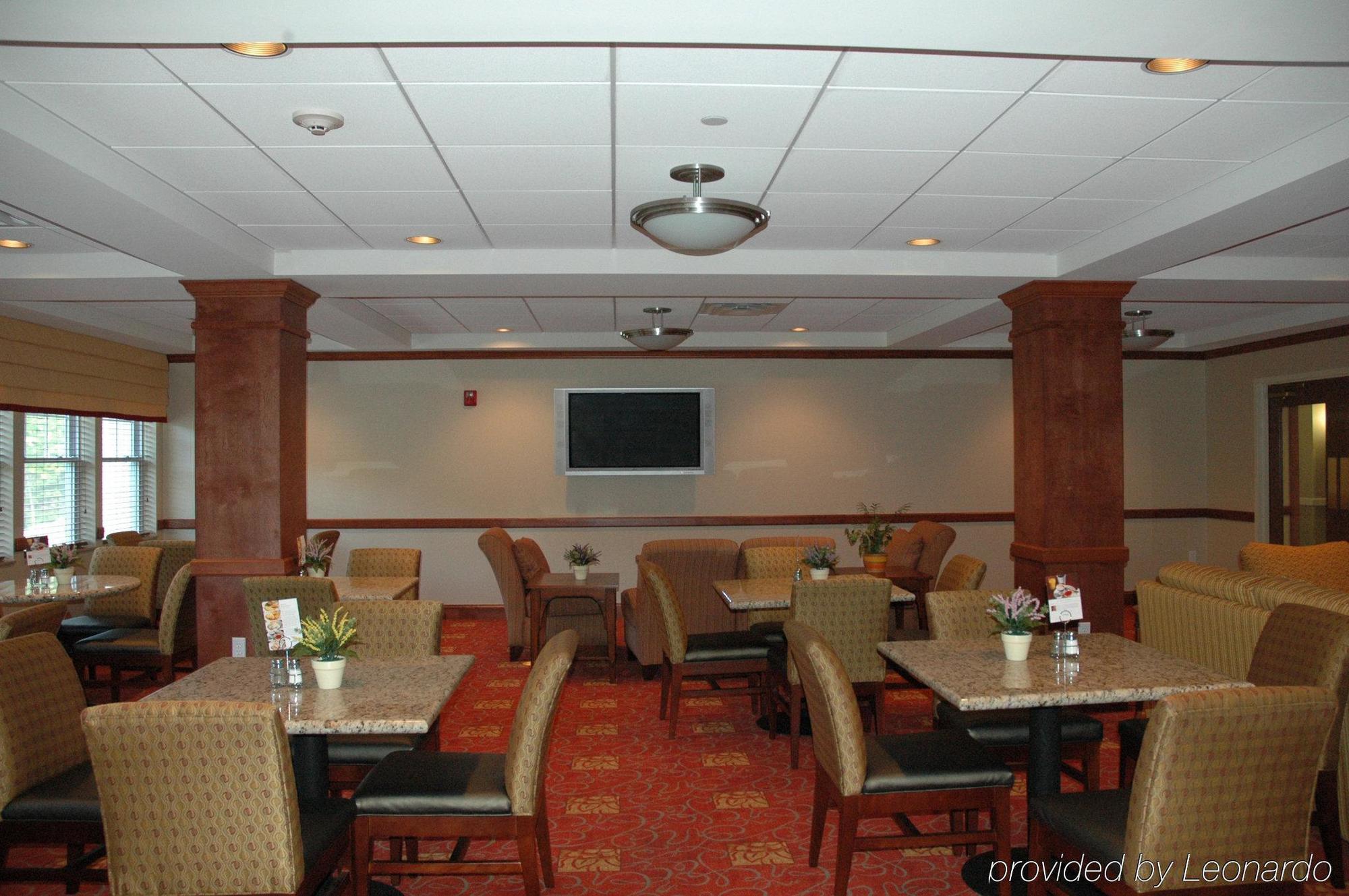 Holiday Inn Express & Suites Tilton By Ihg Ristorante foto