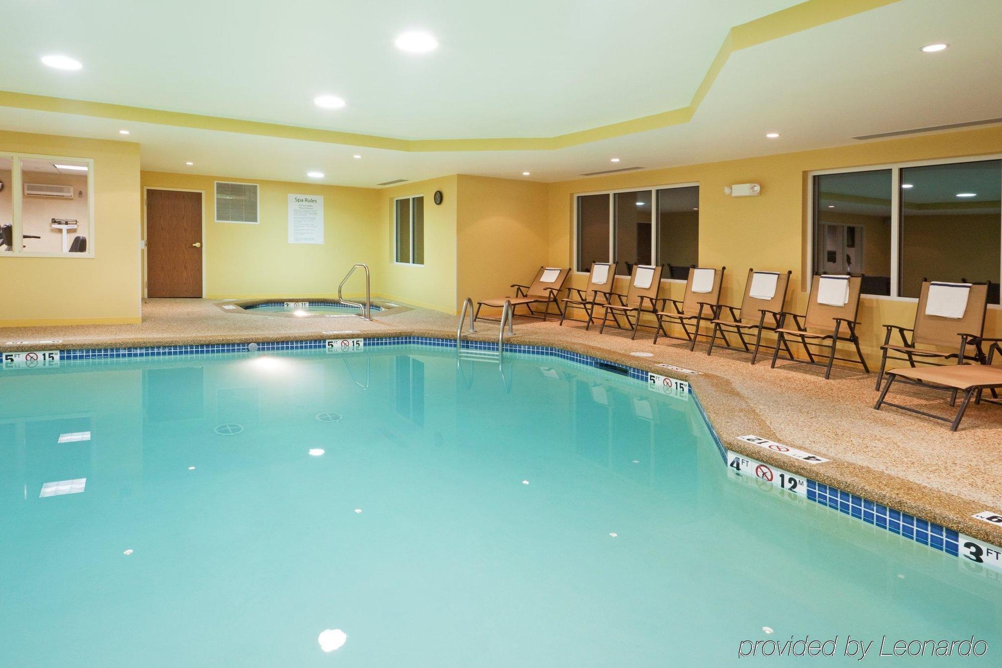 Holiday Inn Express & Suites Tilton By Ihg Servizi foto
